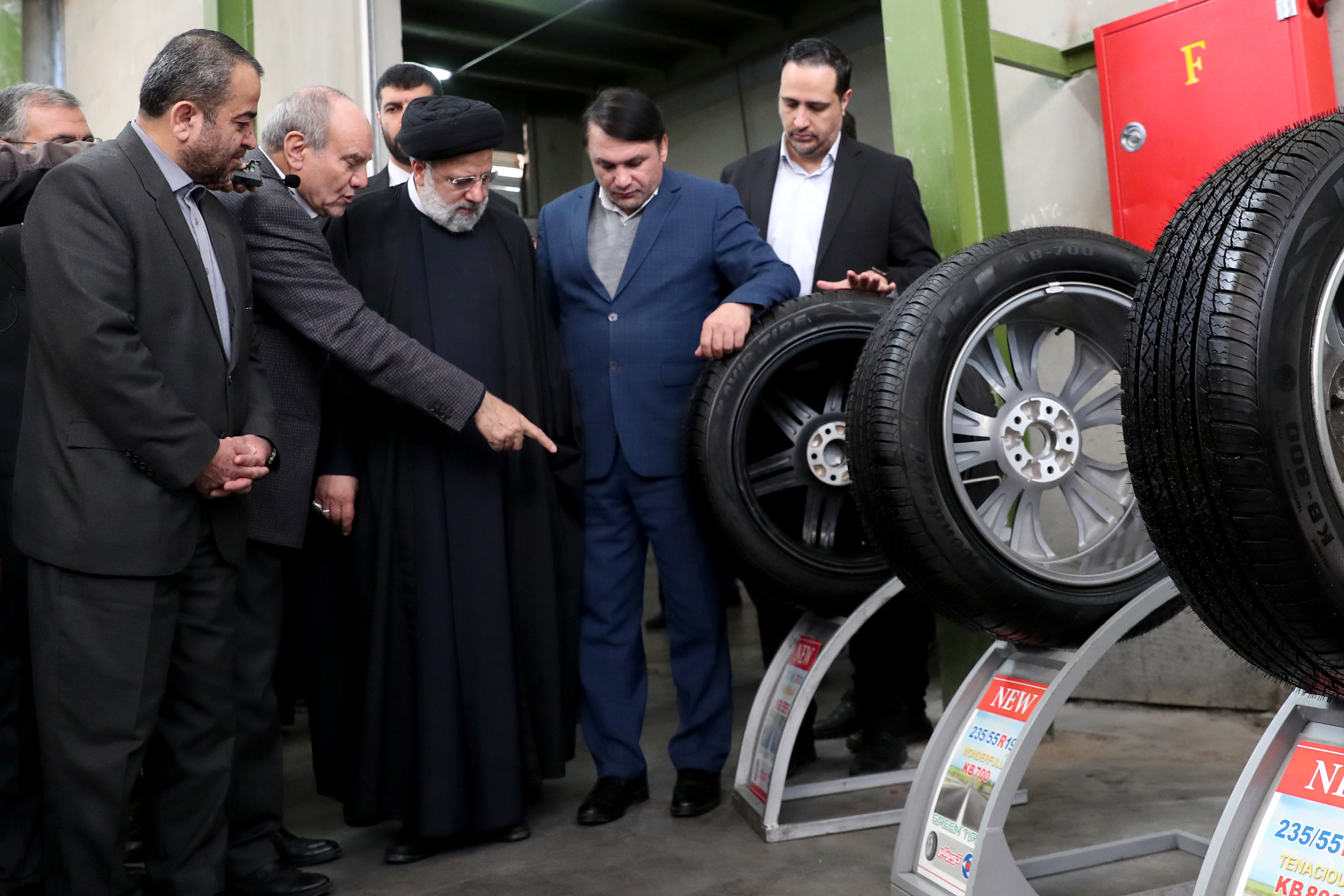 نماینده مجلس: مهندس زینلی میراث ماندگار صنعت خراسان جنوبی را با خون دل خوردن‌های فراوان و با چنگ و دندان سرپا نگهداشت