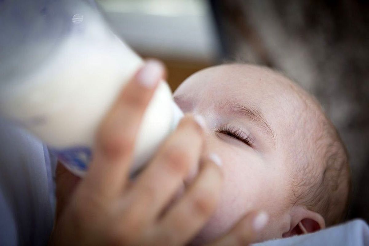 چرا نوزاد شیر نمی‌خورد؟