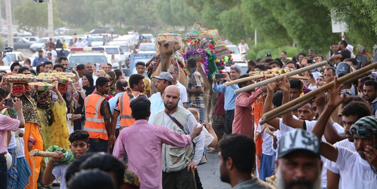 جشنواره انبه و یاسمین گل میناب توسعه مشاغل خرد خانگی و اصلاح باغها را به دنبال دارد