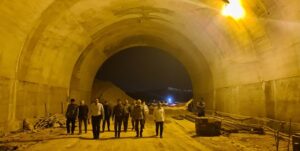 شهردار کلانشهر شیراز در بازدید شبانه از پروژه‌های عمرانی خبر داد: راه‌اندازی شیفت شب در پروژه‌های عمرانی