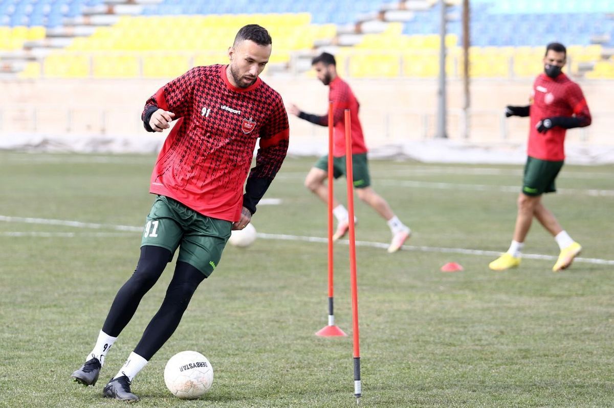 پرسپولیس با مهاجم خارجی به توافق رسید + عکس