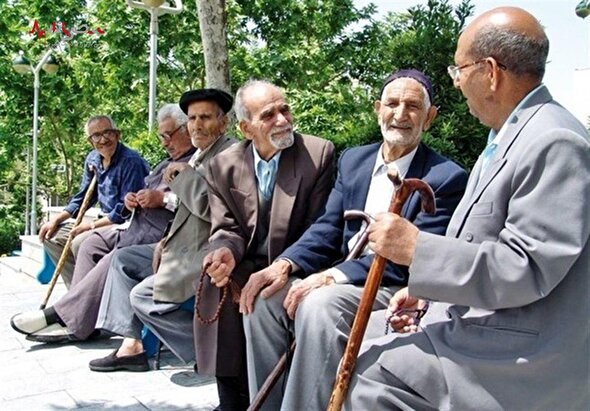 خبر تلخ آخر هفته به بازنشستگان/ همسان‌سازی حقوق هوا رفت!