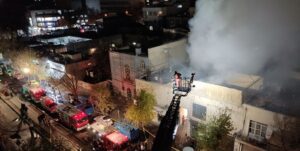 آتش سوزی یک گاراژ در نزدیکی پل امیربهادر + عکس و فیلم