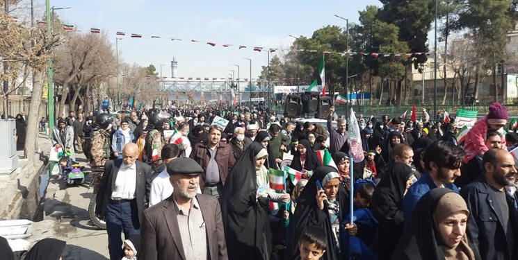 حضور حماسی مردم شهرری در راهپیمایی ۲۲​ بهمن+عکس و فیلم
