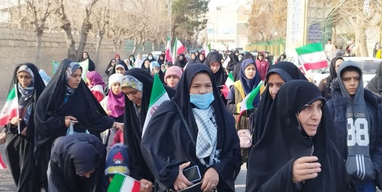 راهپیمایی ۲۲ بهمن در چهاردانگه+عکس و فیلم