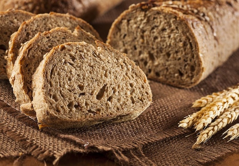تمرکز وزارت بهداشت برای پخت نان با "آرد کامل"/ چه افزودنیهایی به آرد نانوایی‌ها اضافه می‌شود؟