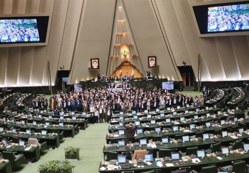 شعار «مرگ بر اسرائیل» در صحن علنی مجلس