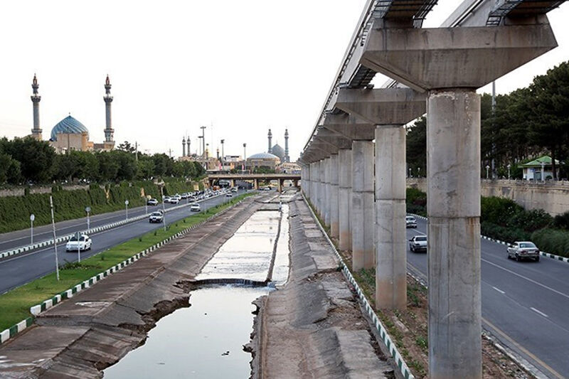 بخت بسته منوریل قم باز می‌شود| تأکید بر حفظ خط دوم مترو