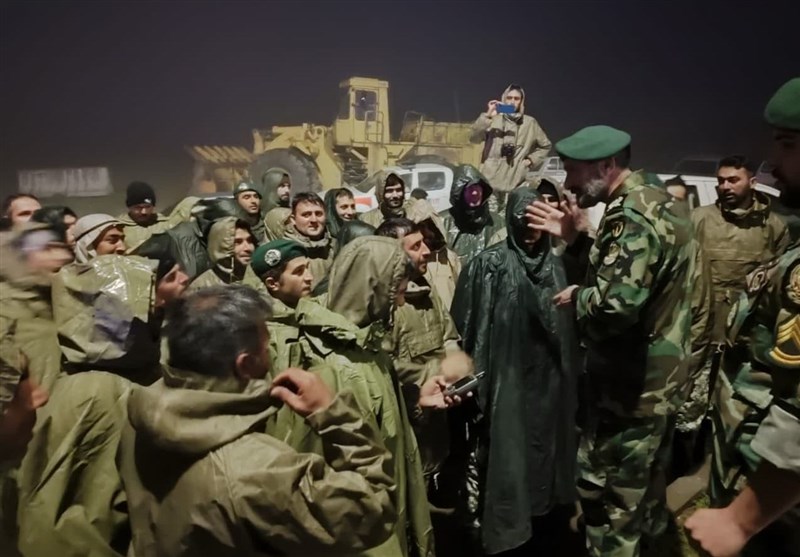 حضور نیروهای تیپ ۲۵ نزاجا برای جستجوی بالگرد رئیس‌جمهور