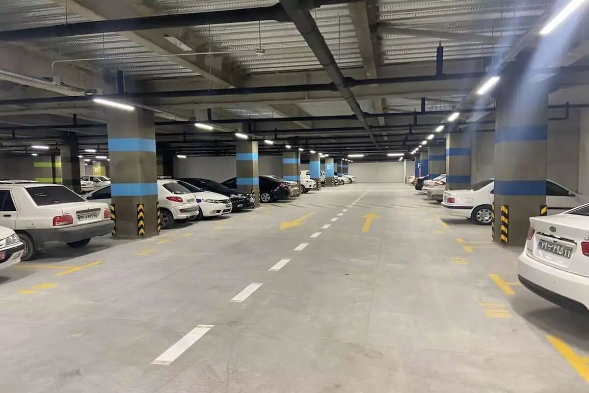 اپلیکیشن جایگزین دلالان جای پارک!