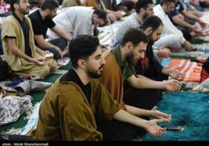 استقبال ۳ هزار نفری از اعتکاف مسجد دانشگاه تهران