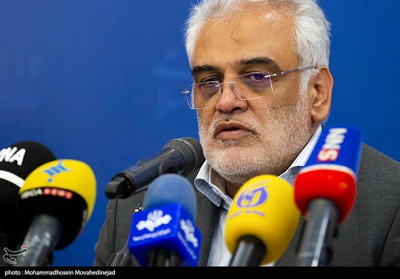 دانشکده‌‌های قدیمی جای خود را به دانشکده‌های موضوعی می‌دهند
