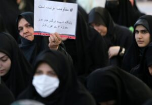 زنان و دختران اردبیلی از راه دور با شهدای مقاومت عهد بستند