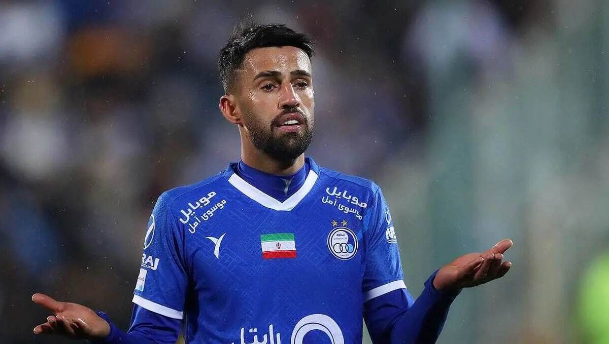 ستاره استقلال به بازی با خیبر رسید