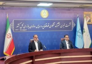 “بابک زنجانی” با نظارت ضابطان در مرخصی است