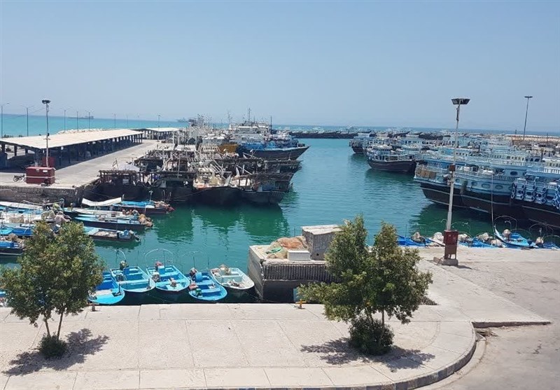 تجهیز تمام بنادر صیادی به شناور آتش‌خوار تا پایان سال