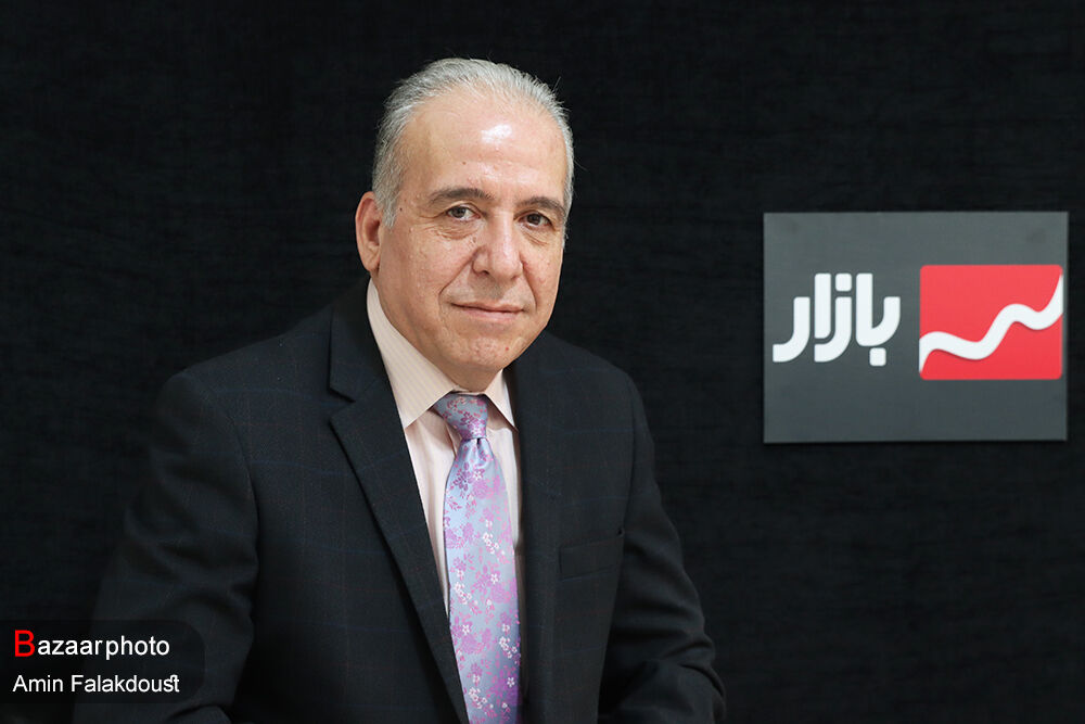 تحلیلگر مسائل اقتصادی: وزارت صمت مقصر انباشتگی غیر طبیعی کالاها در بندر شهید رجایی بود