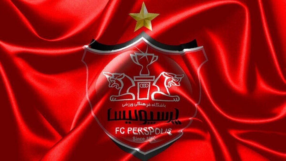 تمدید قرارداد اورونوف تا دو فصل دیگر/ ولخرجی‌های بی‌ثمر پرسپولیس ادامه دارد