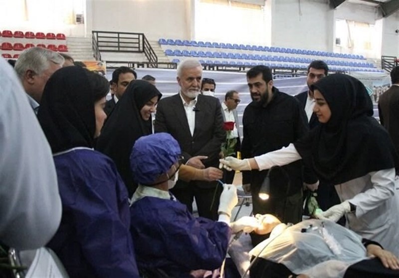 خدمت‌رسانی ۱۰۰ دندان‌پزشک جهادی به نیازمندان شیراز