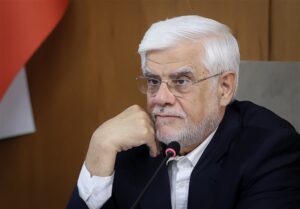 عارف:با جدیت رسیدگی به حادثه انفجار بندرعباس را دنبال میکنیم