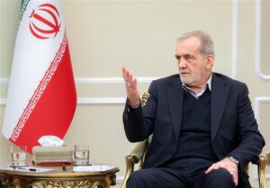 واکنش پزشکیان به استقرار هواپیماهای بمب‌افکن در منطقه