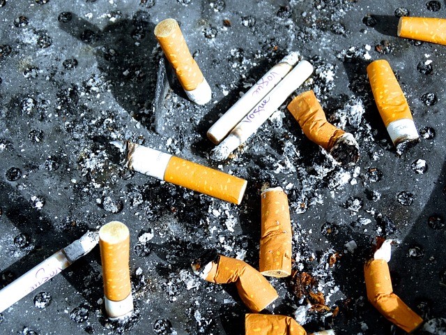 18 مورد از فواید سیگار کشیدن