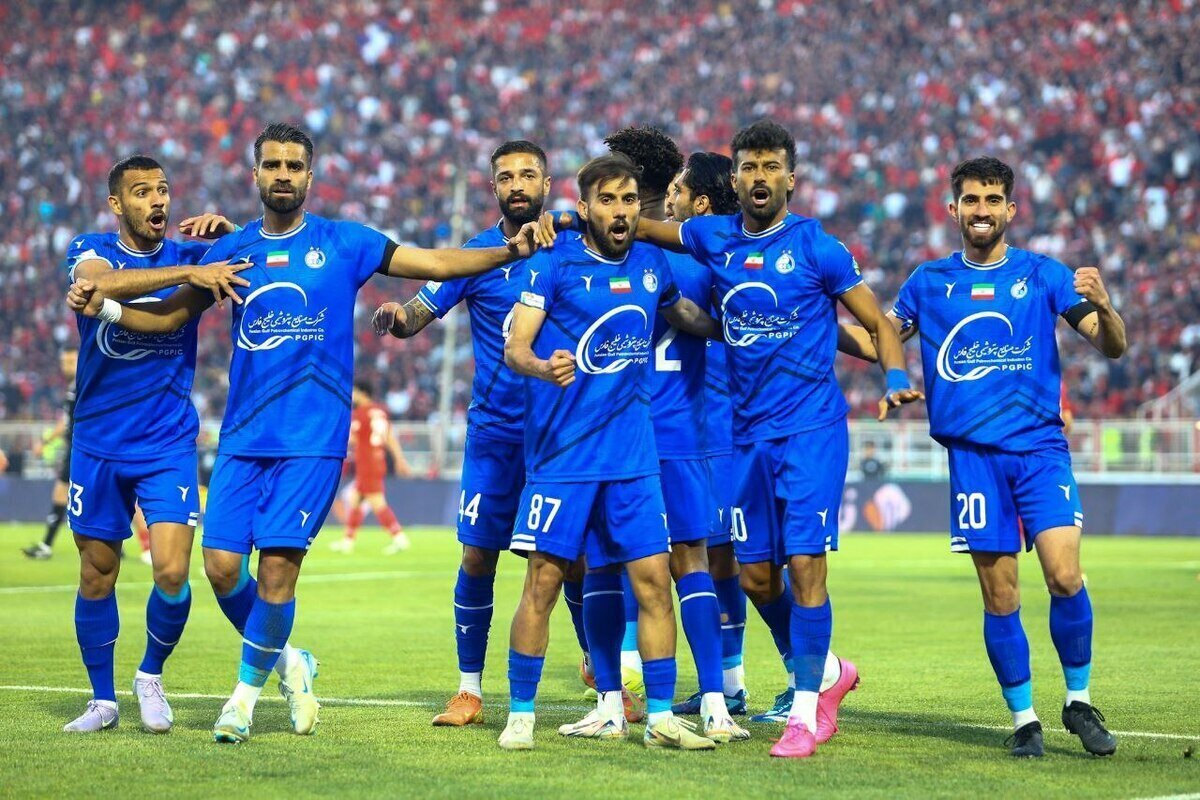 استقلال با لشگری از غایب مقابل سپاهان