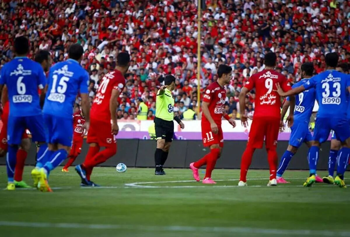 استقلال و پرسپولیس مجوز حرفه ای نگرفتند!