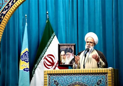 امام جمعه کرمانشاه خواستار توجه بیشتر به مسائل فرهنگی شد