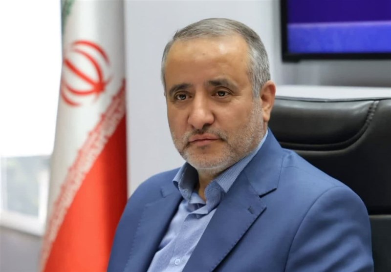 تکریم و گره‌گشایی از کار مردم سیاست دولت چهاردهم
