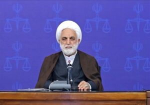 رئیس قوه قضاییه خواستار بازنگری در ساختار و قوانین فراجا شد