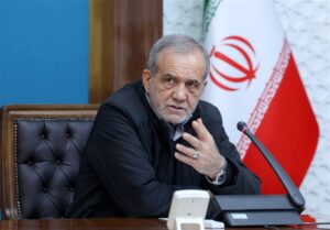 رئیس‌جمهور:دبیری میتوانست در خارج زندگی خوبی داشته باشد