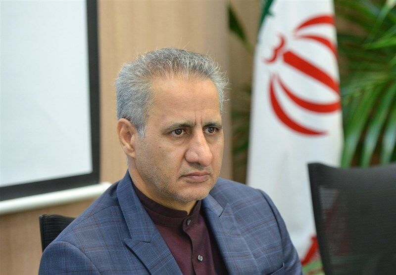 رسوب کالا در گمرکات نتیجه اختلاف گمرک و بانک مرکزی
