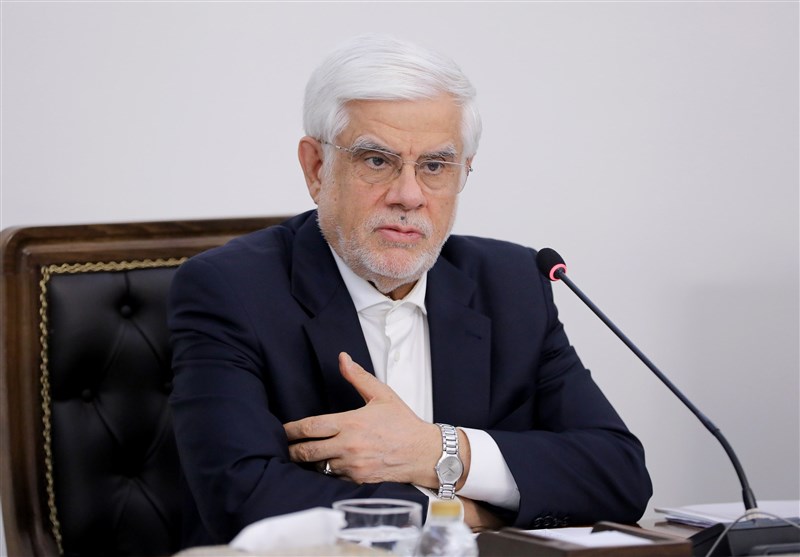عارف: باید سرمایه اجتماعی نظام را افزایش دهیم