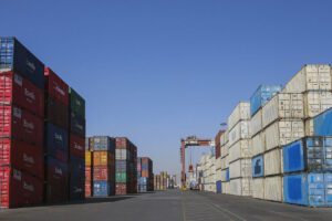 قوانین دست‌وپاگیر گمرکی اصلاح می‌شود