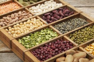 قیمت لوبیا چیتی ۳۲۰ هزارتومان؛ با متخلفان برخورد شود
