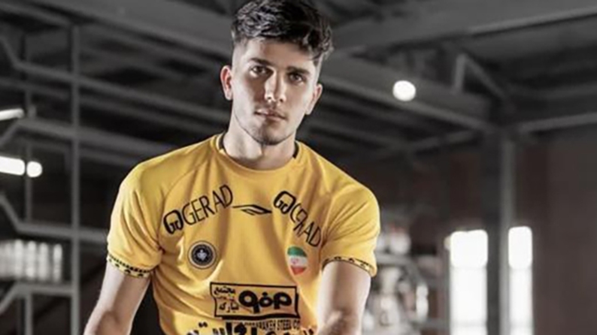 مدافع ملی پوش سپاهان ماندنی شد