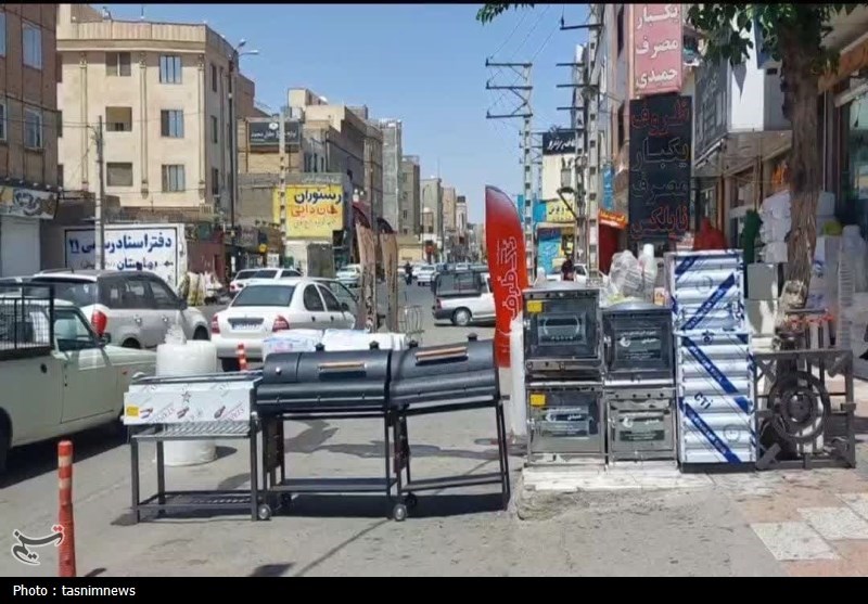 معابر عمومی یا بازارچه شخصی؟ قانون در نسیم‌شهر چه می‌کند؟