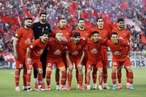 نشان خلیج فارس روی استیج تراکتور نشان خلیج فارس روی استیج تراکتور