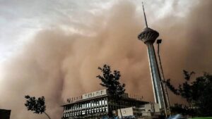 هشدار طوفان تندری و گردوخاک در تهران و چند استان کشور