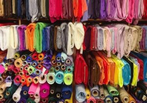 واردات پارچه امسال ۳۰۰ میلیون دلار کمتر می شود