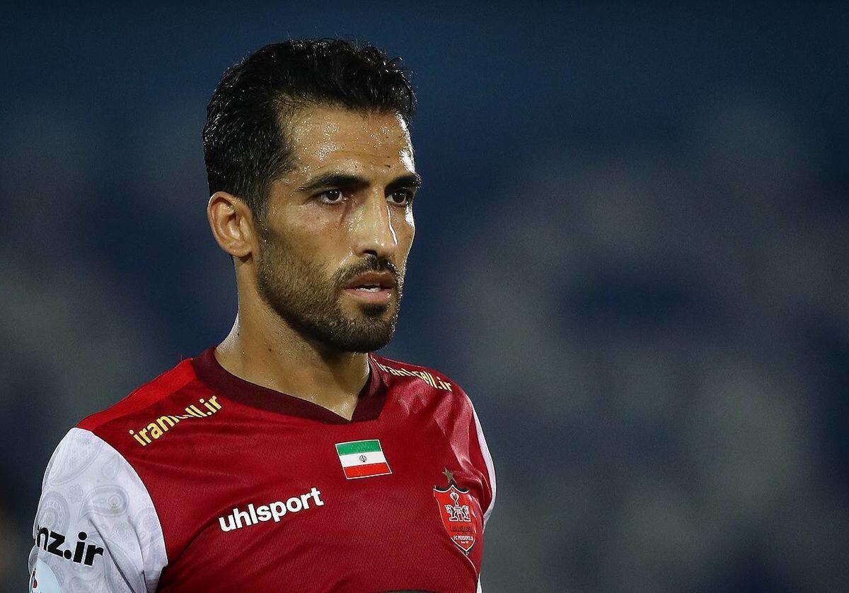 وحید امیری در پرسپولیس ماندنی شد