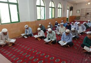 انس قرآنی اهل سنت جرگلان در بزرگداشت امام خمینی(ره) انس قرآنی اهل سنت جرگلان در بزرگداشت امام خمینی(ره)