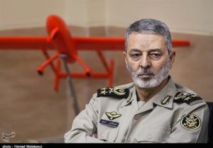 بازدید سرلشکر موسوی از پایگاه موشکی سپاه بازدید سرلشکر موسوی از پایگاه موشکی سپاه