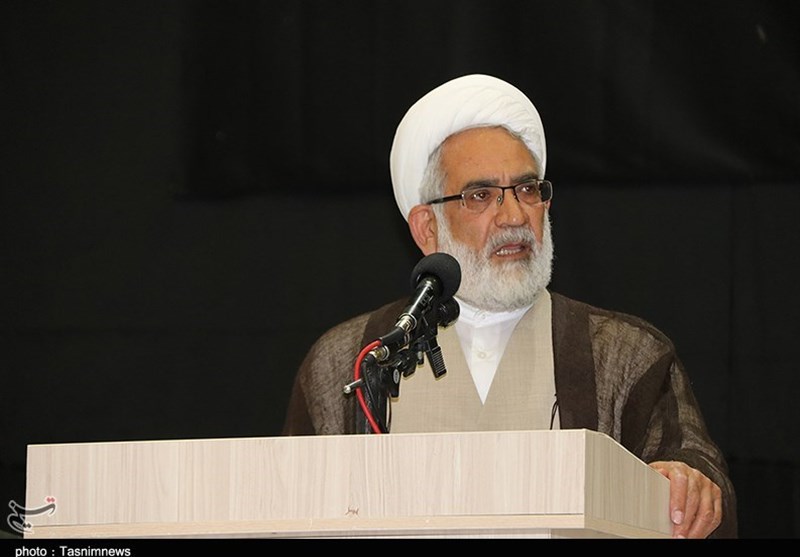 بازدید منتظری از شعب دیوان عالی کشور