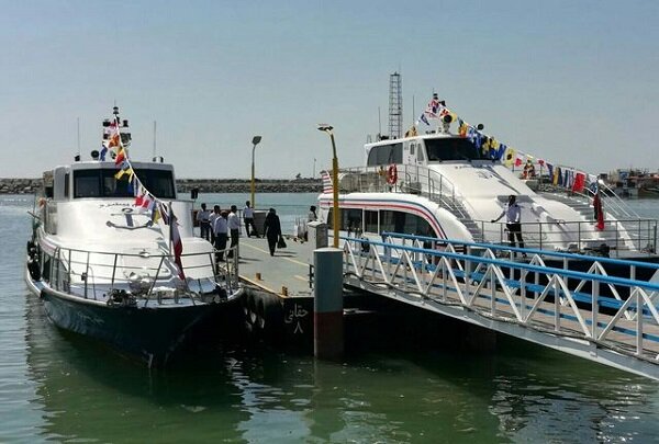 ترابری مسافران دریایی در بنادر قشم ۱۸.۴ درصد افزایش پیدا کرد