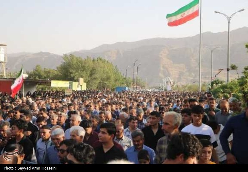 تشییع شهید مرزبان محمد زارعی در شهر کلمه دشتستان+عکس