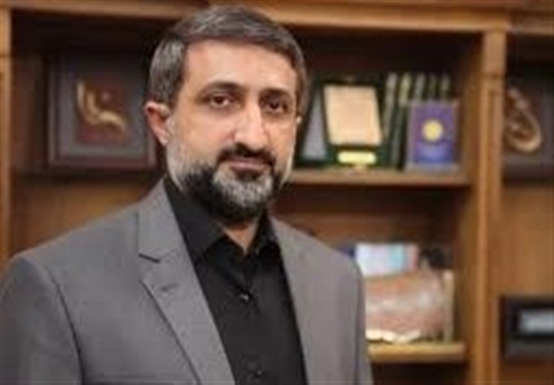 تعیین خودسرانه قیمت خودرو مخالف منافع مردم است