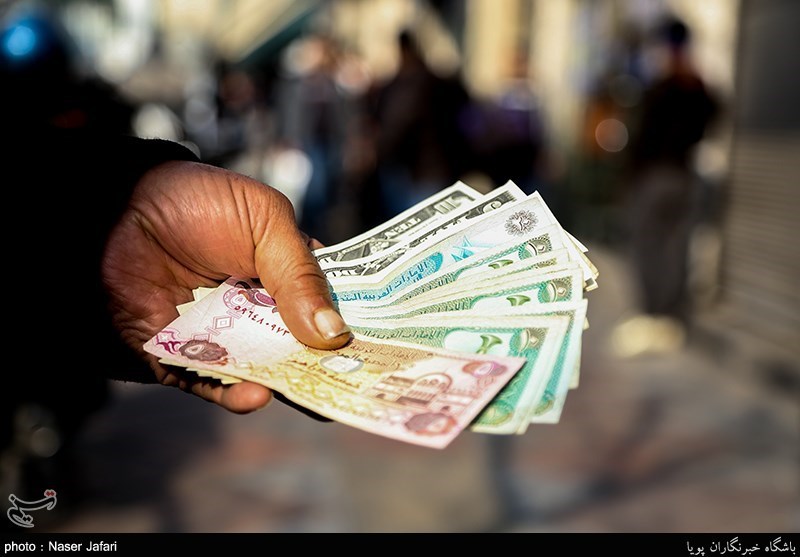 دلار و سکه زیر چتر بازارساز؛ جنگ روانی دشمن بی‌اثر شد