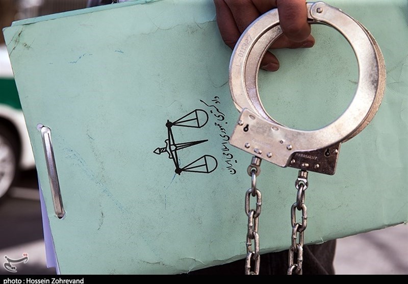 سرقت طلا از گوش کودکان در صالحیه؛ دو نفر دستگیر شدند